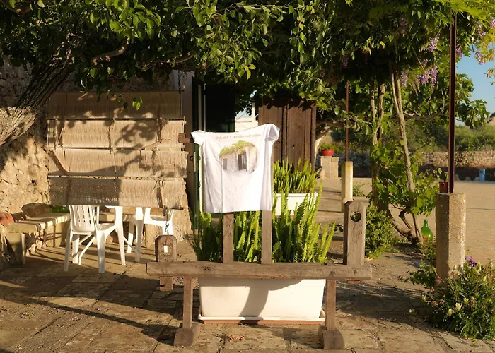 Palacca, Trullo Salentino * Andrano